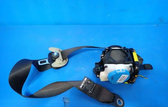 KIA Carens III Power steering pump 88810-A4000