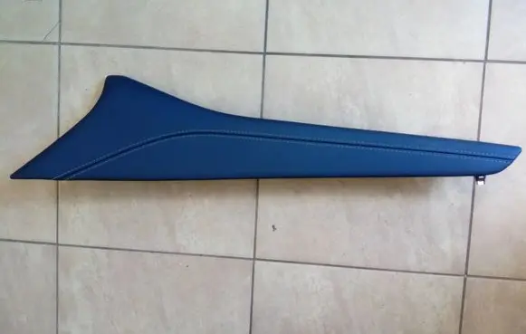 Nissan Qashqai J12 Centre console side trim front 50210036 NE69207