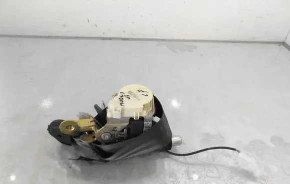Renault Modus Front seatbelt
