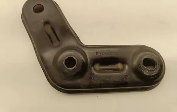 Chrysler Pacifica Other engine bay part 68236978AA