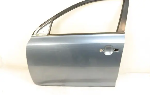 KIA Ceed Front door 