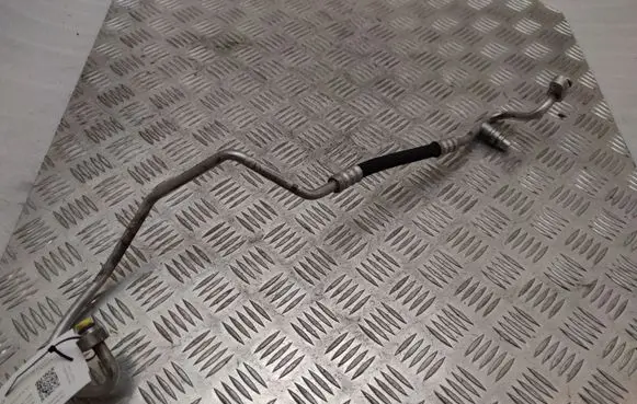 Mercedes-Benz CLS C218 AMG Air conditioning (A/C) pipe/hose A2128302201