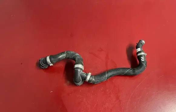 BMW X1 F48 F49 Engine coolant pipe/hose 8632767 11538632767