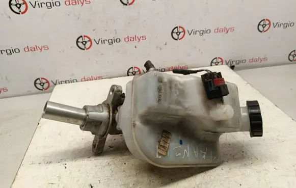 Brake fluid reservoir