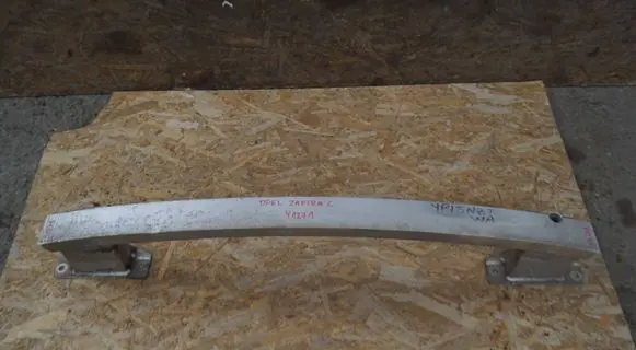 Opel Zafira C Rear bumper support beam