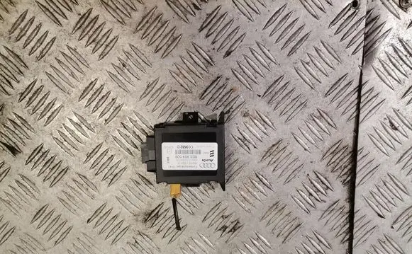 Audi A4 S4 B7 8E 8H Auxiliary heating control unit/module 8e0909509