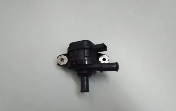 Toyota Prius (XW50) Electric auxiliary coolant/water pump G904047040