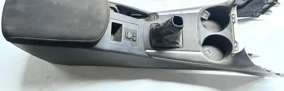 Toyota RAV 4 (XA30) Center console 5891142030 5890142050