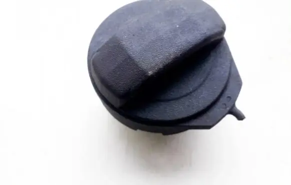 Renault Safrane Fuel tank filler cap 