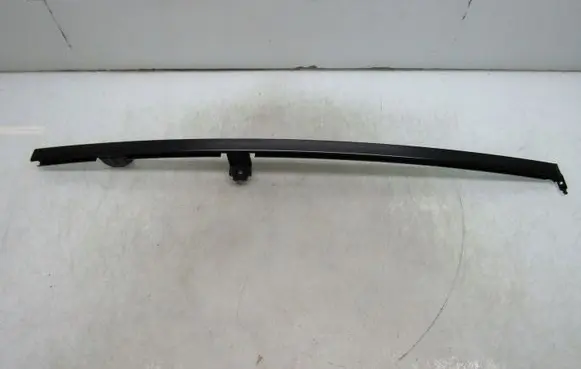 Nissan Leaf II (ZE1) Rear door trim (molding)