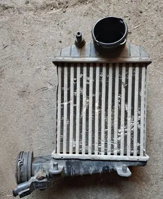 Volkswagen PASSAT B6 Intercooler radiator 3B0145805J