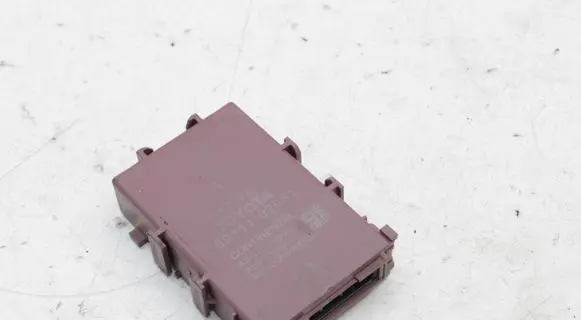 Toyota Corolla E210 E21 Gateway control module 8911102031
