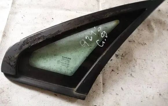Volvo S80 Rear side window