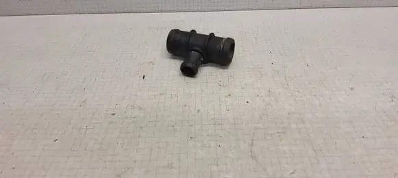 Volkswagen II LT Engine coolant pipe/hose 323220