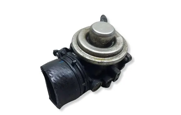 Skoda Octavia Mk1 (1U) EGR valve 038131501MKASACJA 038131501M