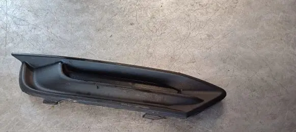 Volvo S90, V90 Front bumper lower grill 32227358
