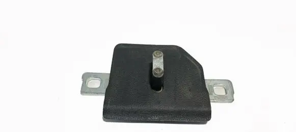 Skoda Octavia Mk3 (5E) Loading door lock loop/hook striker 5E9827563B 30410 8P4827507