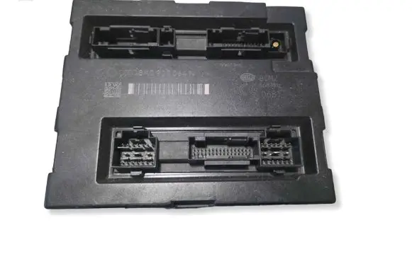 Audi A4 S4 B8 8K Comfort/convenience module 8K0907064N 5DK00991870