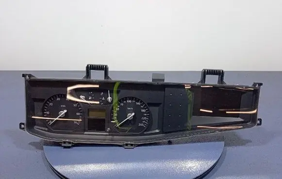 Renault Vel Satis Speedometer (instrument cluster) 8200263372