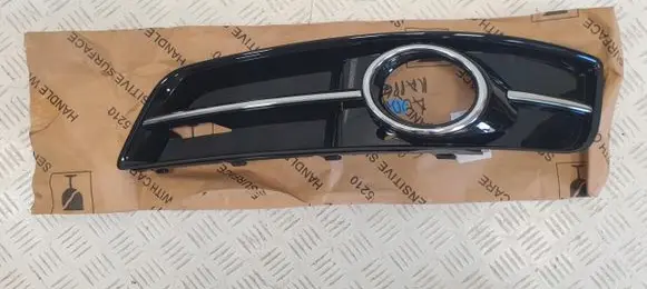 Audi A3 S3 8P Front bumper lower grill