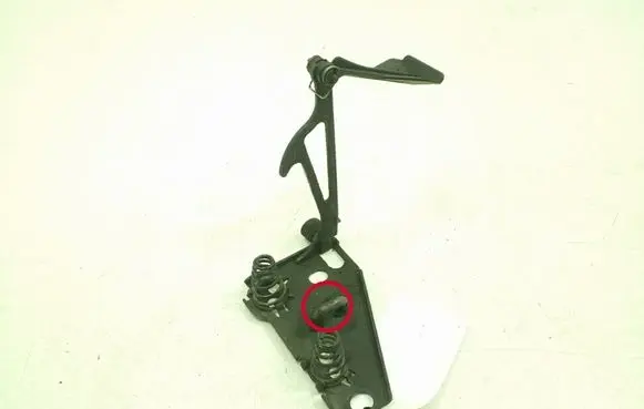 Mercedes-Benz ML W163 Engine bonnet (hood) release handle A1638800560