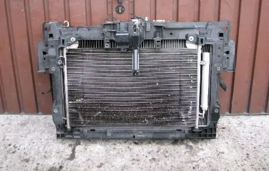 Mazda CX-7 Radiator support slam panel