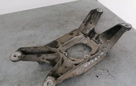 Audi A4 S4 B8 8K Gearbox mounting bracket 8K0399263K