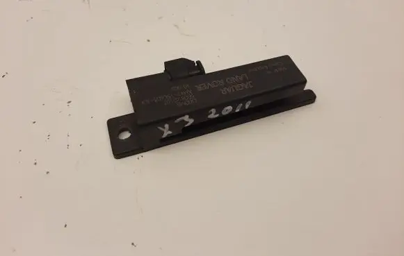 Jaguar XJ X351 Keyless (KESSY) go control unit/module AH4215K603AA