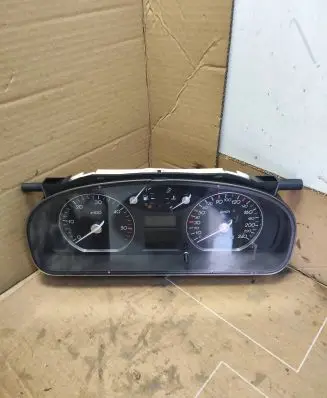 Renault Laguna II Speedometer (instrument cluster) 8200218888 501018880079 6K6G7J42