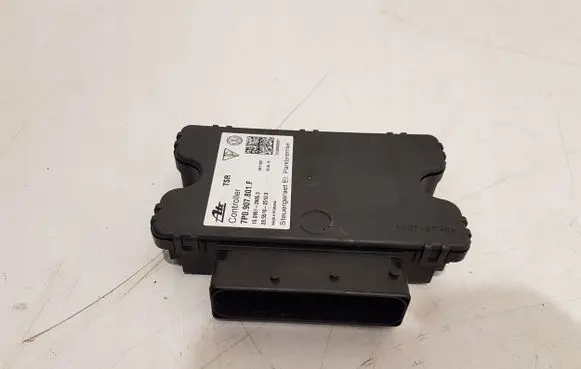 Volkswagen Touareg II Hand brake control module 7P0907801F