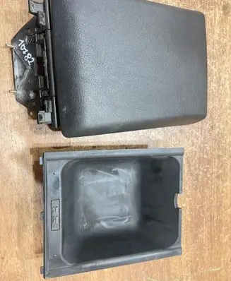 BMW 5 E39 Armrest 8196936 806219