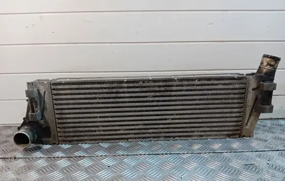 Renault Megane II Intercooler radiator 8200115540