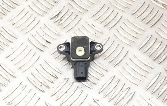 Audi A3 S3 8P Airbag deployment crash/impact sensor 8P0955557 011709 260206
