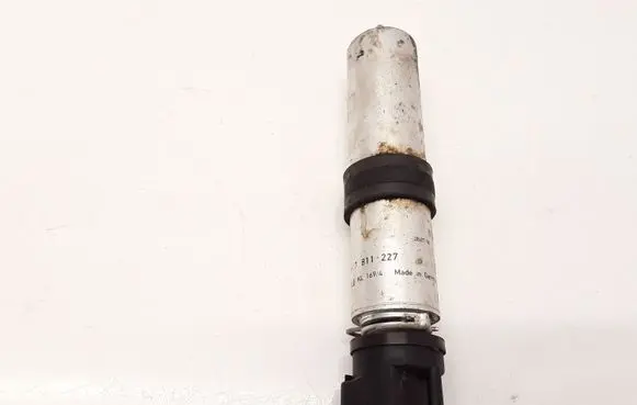 BMW 5 E60 E61 Air conditioning (A/C) air dryer 13327811227 7811227