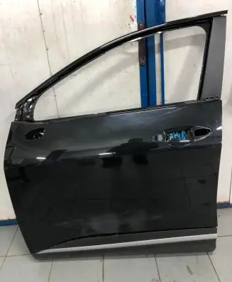 KIA Sportage Front door