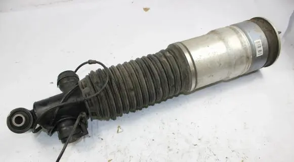 BMW 7 F01 F02 F03 F04 Rear shock absorber with coil spring 37106796930 15140008704