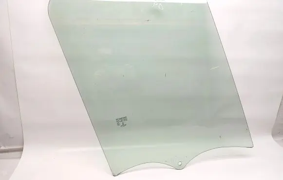 Nissan NV300 Front door window glass four-door 43R00344 E000286