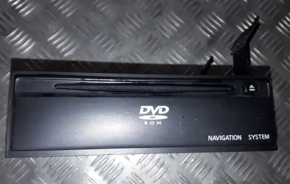 Nissan Murano Z50 Navigation unit CD/DVD player 25915CC000 CCA8140C