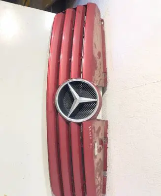 Mercedes-Benz Vaneo W414 Front grill A4148800085 A4148800185
