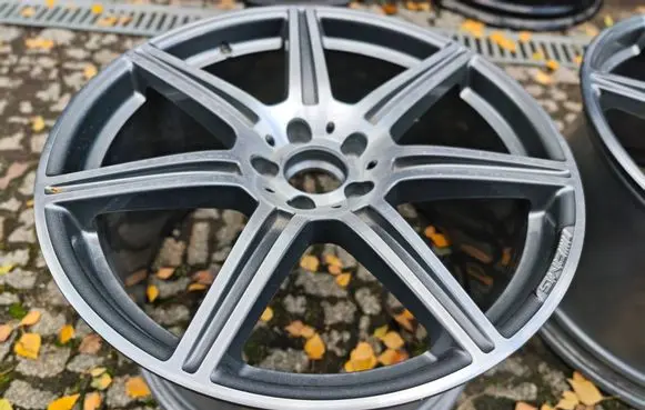 Mercedes-Benz SLS AMG R20 alloy rim A1974010102