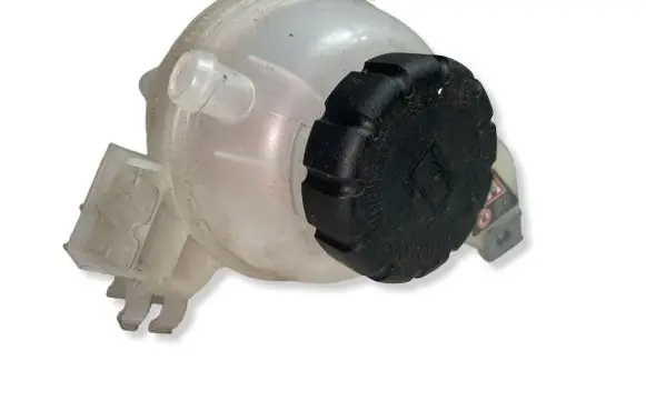 Mercedes-Benz C W205 Coolant expansion tank/reservoir A2055000549