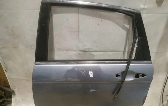 Honda CR-V Rear door PILKOS
