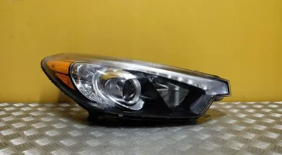 KIA Forte Headlight/headlamp 92102-A7 1781