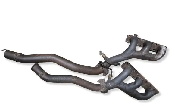 BMW 5 E39 Exhaust manifold 11621740730 1740730 11621740731