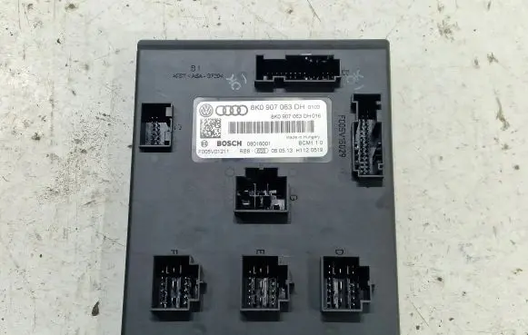Audi A5 Sportback 8TA Comfort/convenience module 8K0907063DH