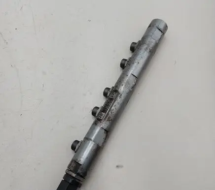 Mini Cooper Countryman R60 Fuel distributor 782346002