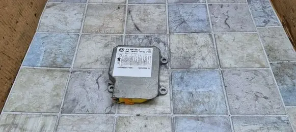 Skoda Fabia Mk1 (6Y) Airbag control unit/module 1C0909601A 5WK43123 19050809G