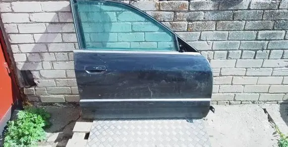 Audi A8 S8 D2 4D Front door