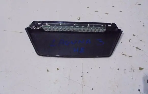 Toyota Corolla Verso E121 Third/center stoplight