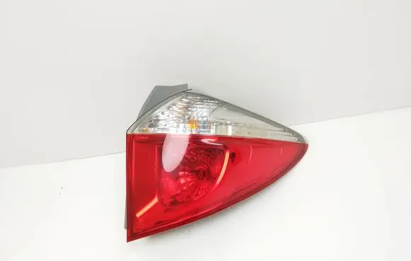 Toyota Verso-S Rear/tail lights 52213 1305102